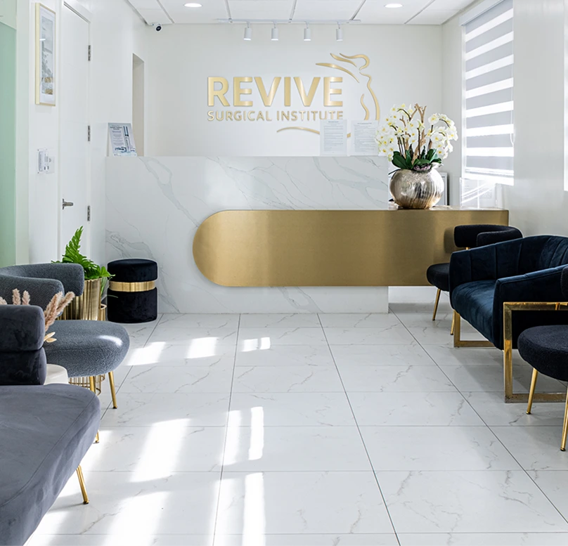 Why Choose Us for Your Mini-Facelift in Miami? Banner